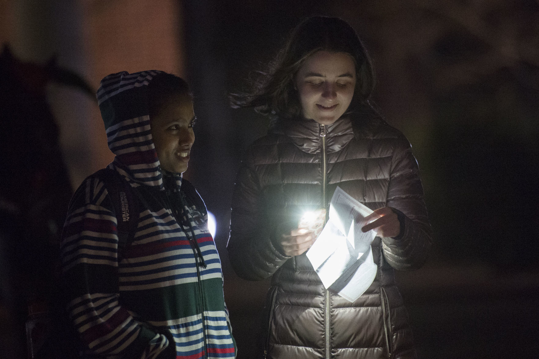 Christmas tree lighting at Sweet Briar 02